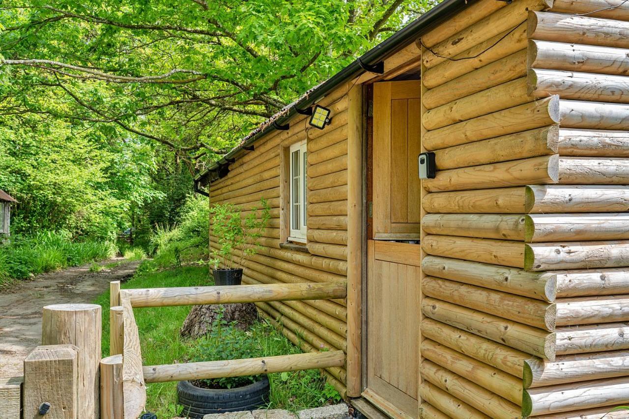 Finest Retreats - Trevoya Cabin Launceston Exterior photo